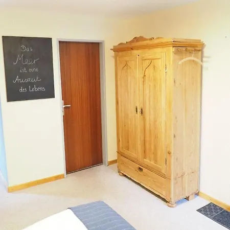 Hotel-wagenknecht-doppelzimmer-26 * Westerland